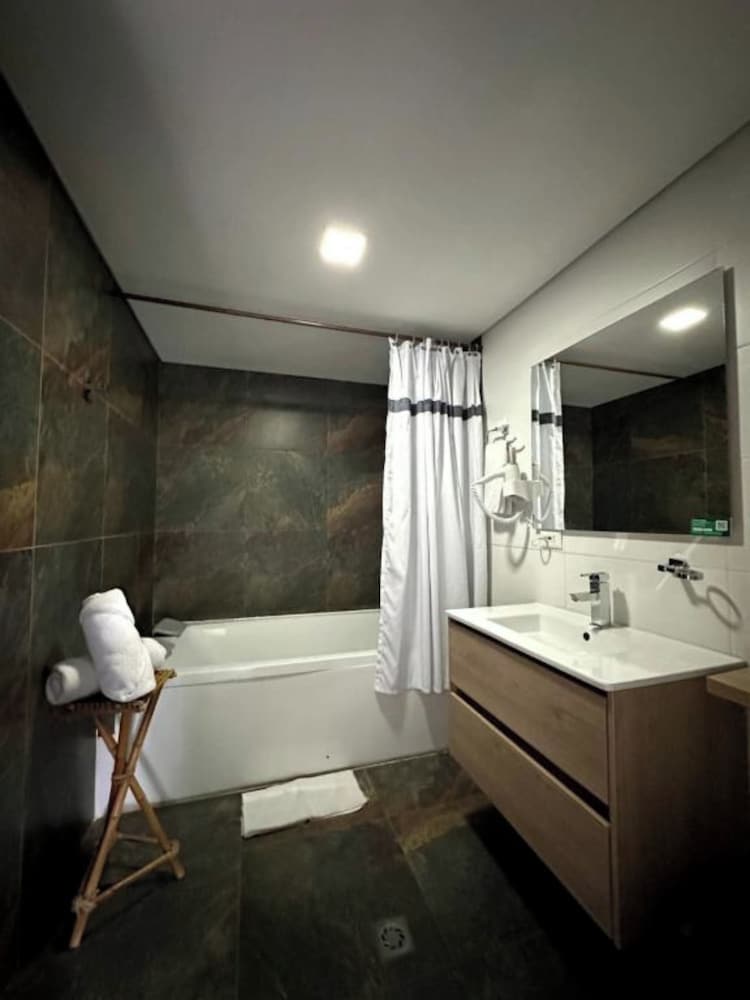 Hotel Zona Verde 41/43