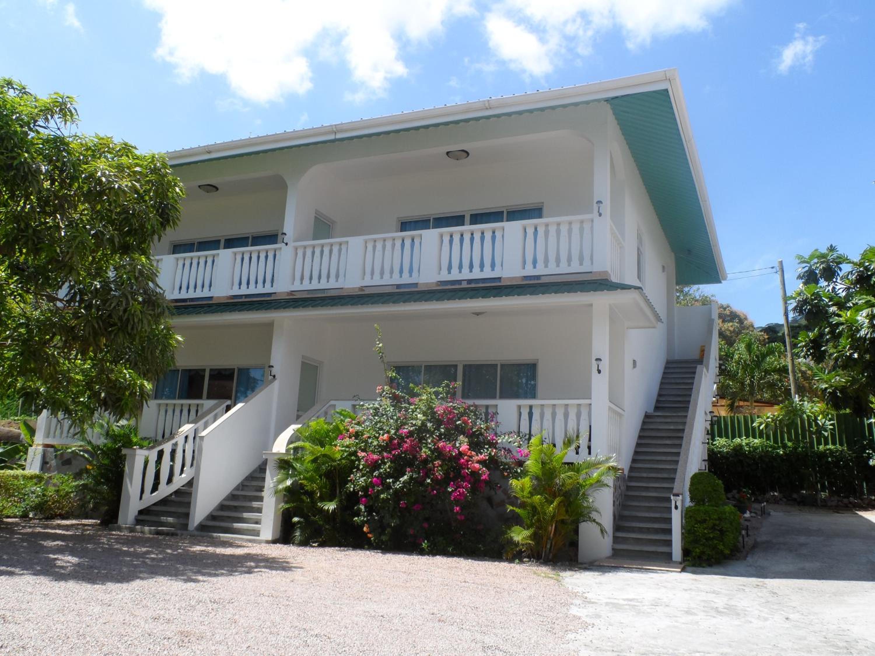 DIVERS LODGE 3/54