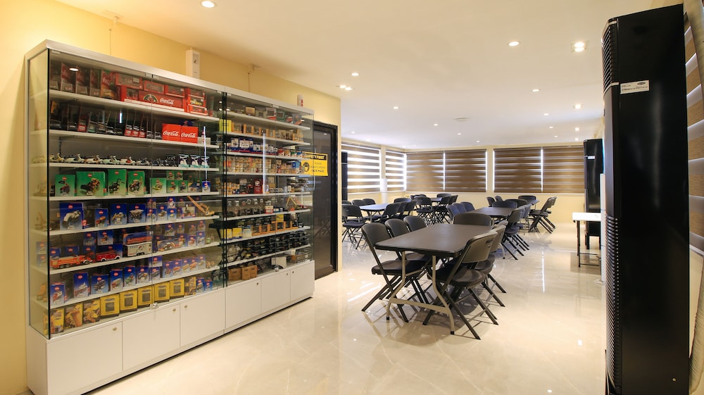 Reddoorz Edsa Pasay 12/41