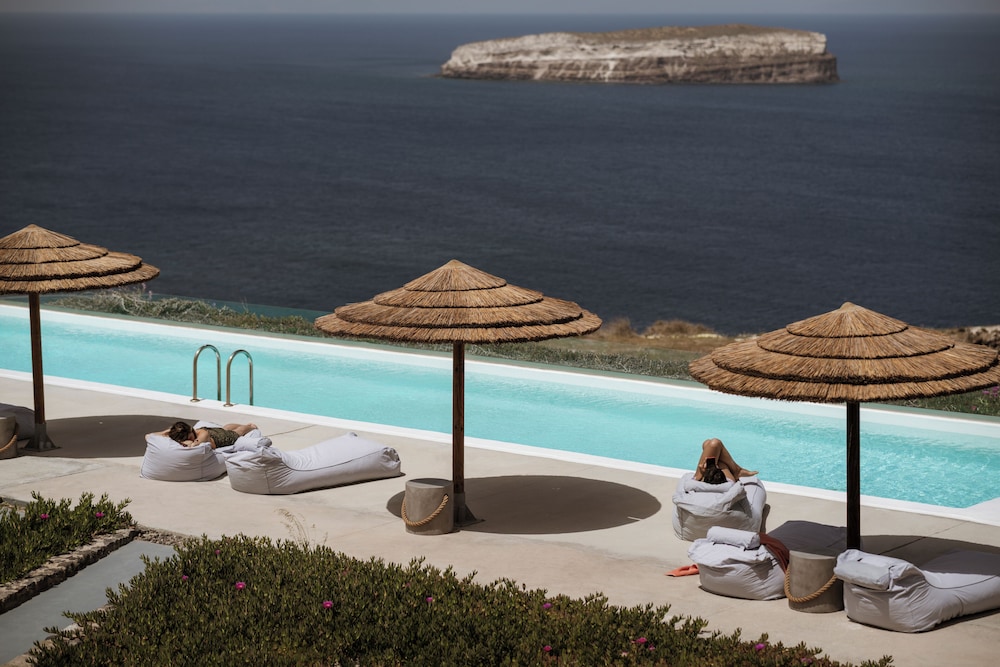 Coco-Mat Hotel Santorini 33/43