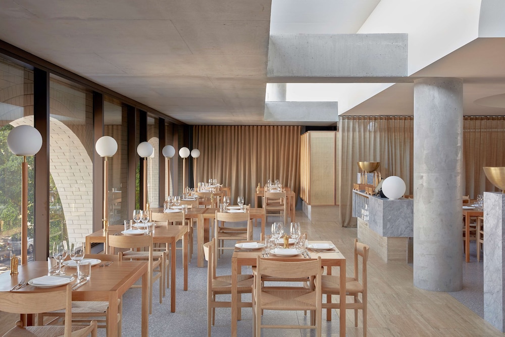 The Calile Hotel 55/71