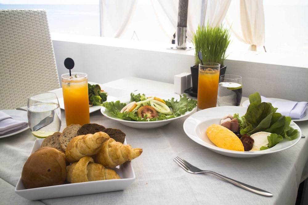 Aava Resort And Spa 44/66