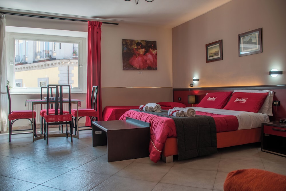 Hotel Maison Degas 53/67