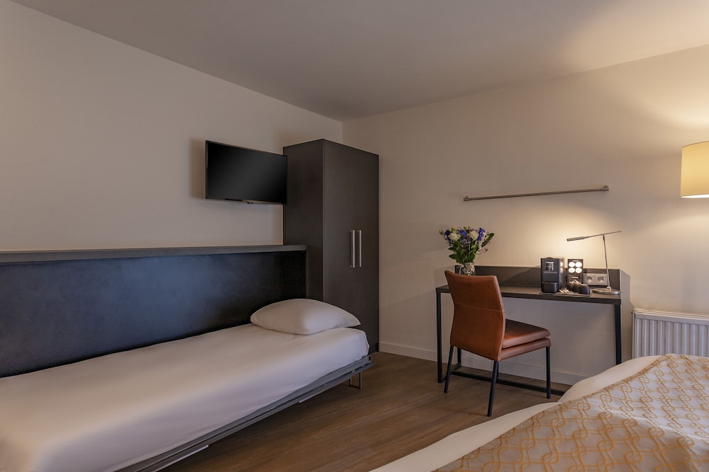 غرفة ثلاثية بثلاثة أسرّة، Avenue Hotel Amsterdam 5/9