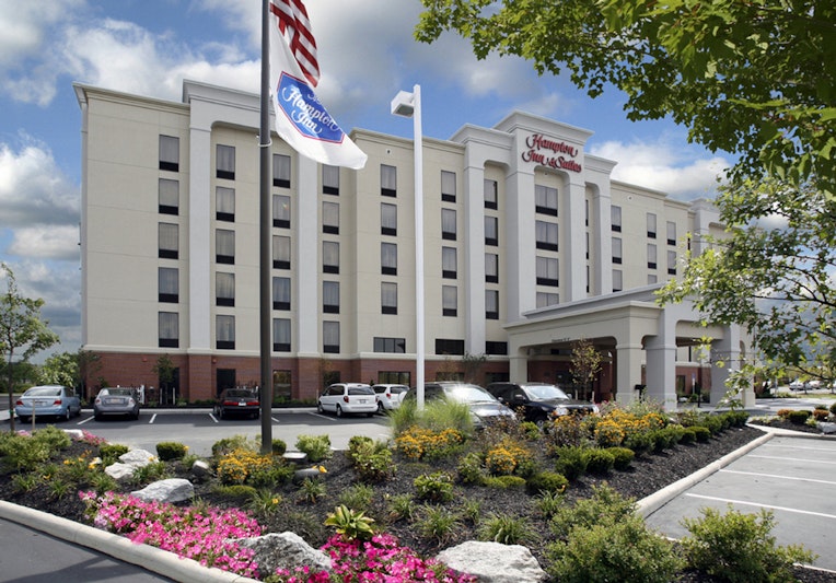Hampton Inn Suites Columbus Polaris 4/35