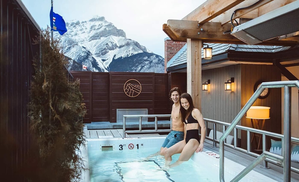 Mount Royal Hotel 25/50