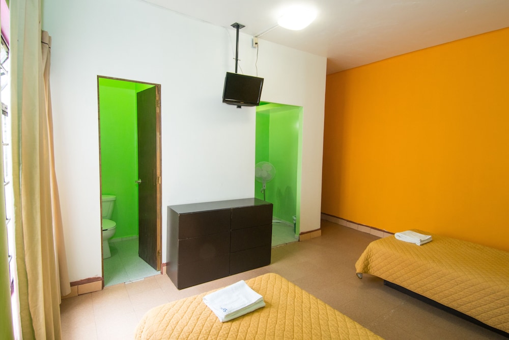 Amigo Suites Hotel 32/43