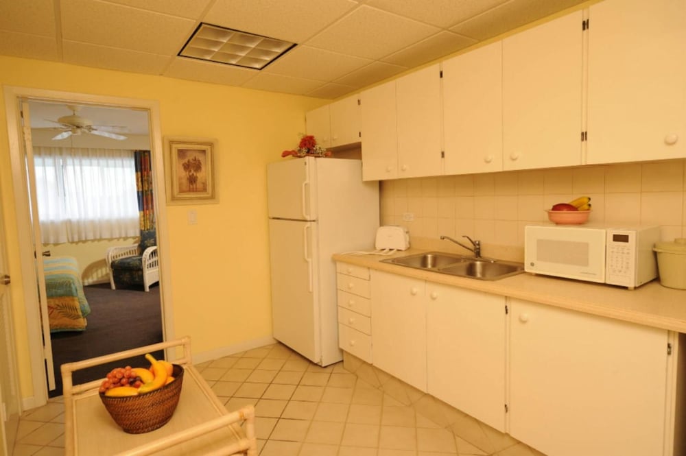 Bay View Suites Paradise Island 9/54