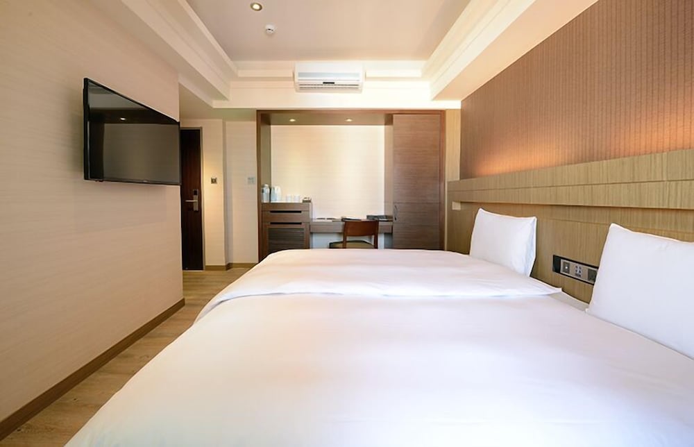 STANDARD, DOUBLE BED