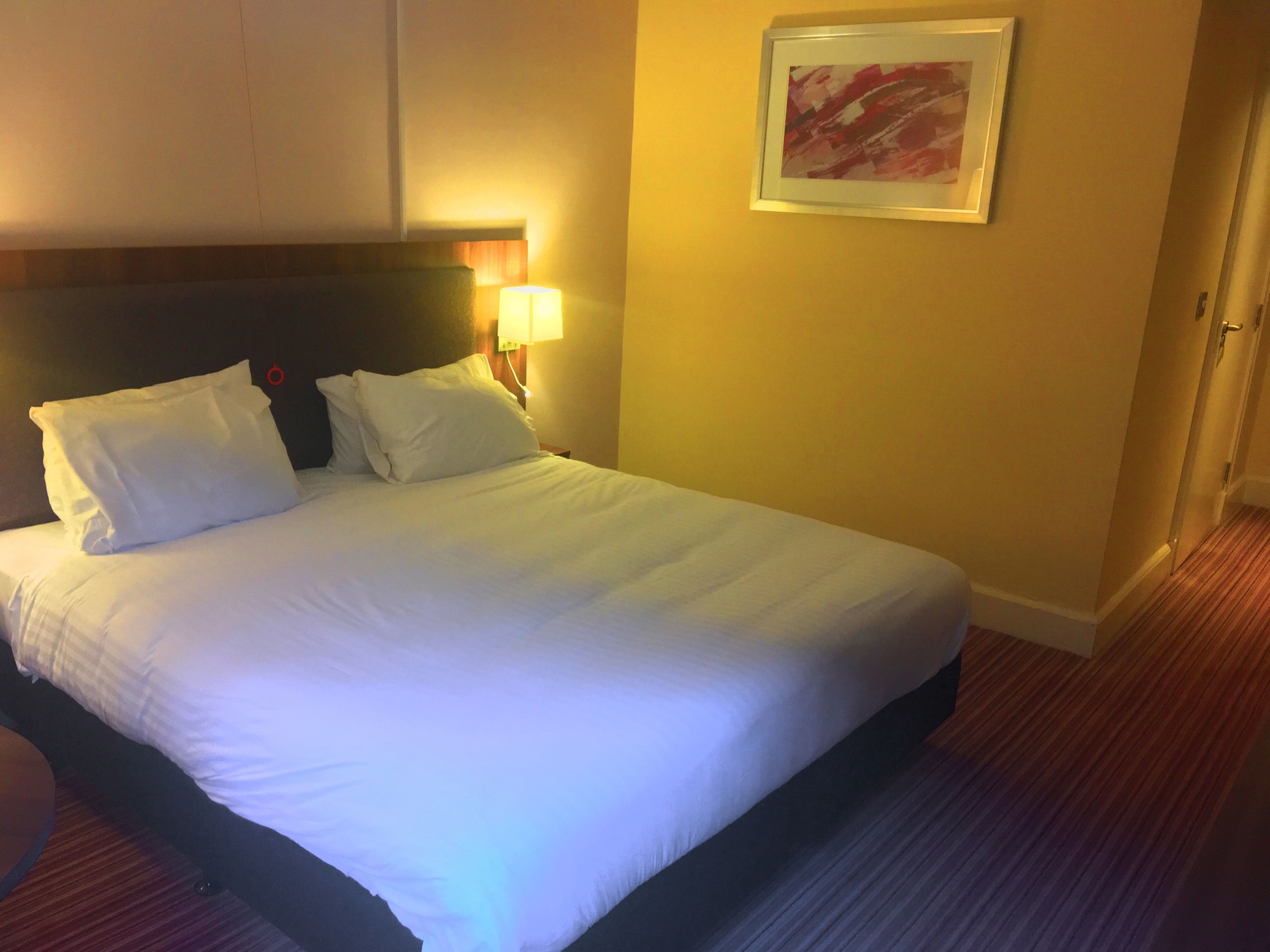 Standard, Queen Bed, Accessible