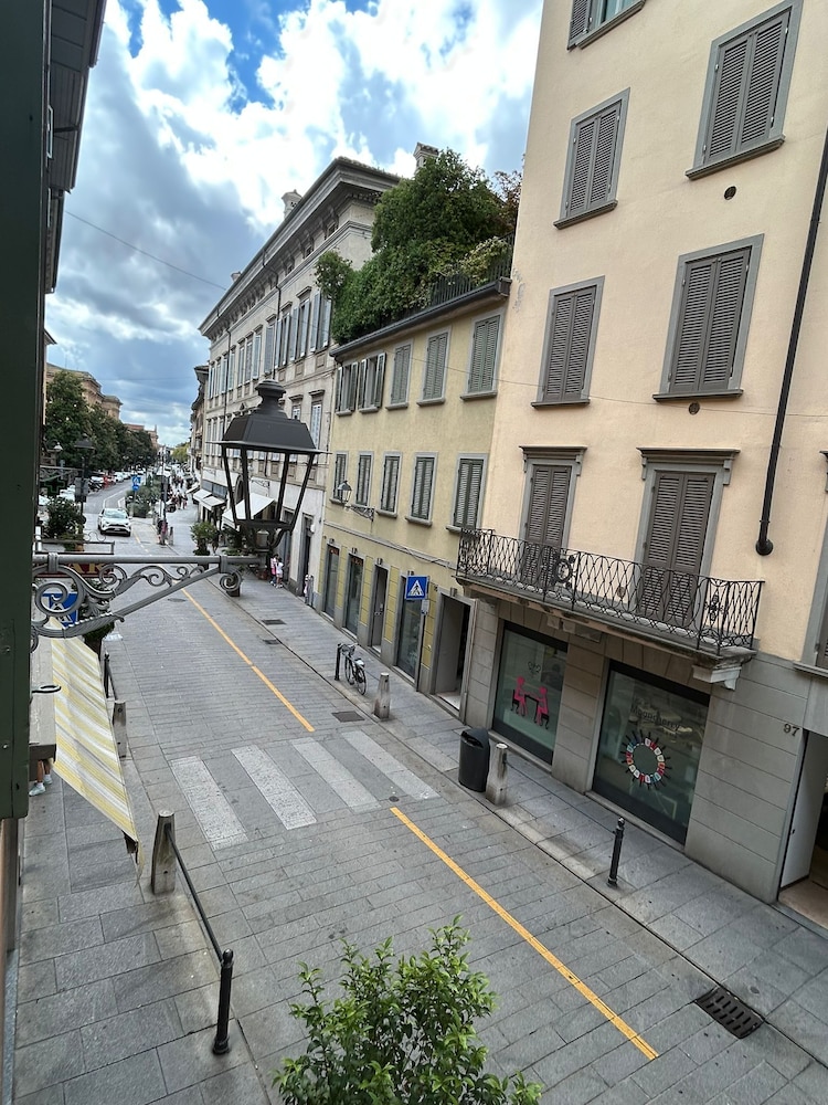 La Castellana 54/60