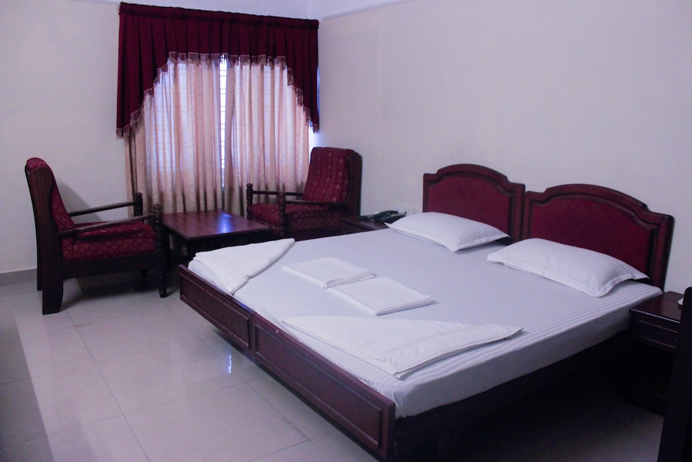 Hotel Keerthi 7/29