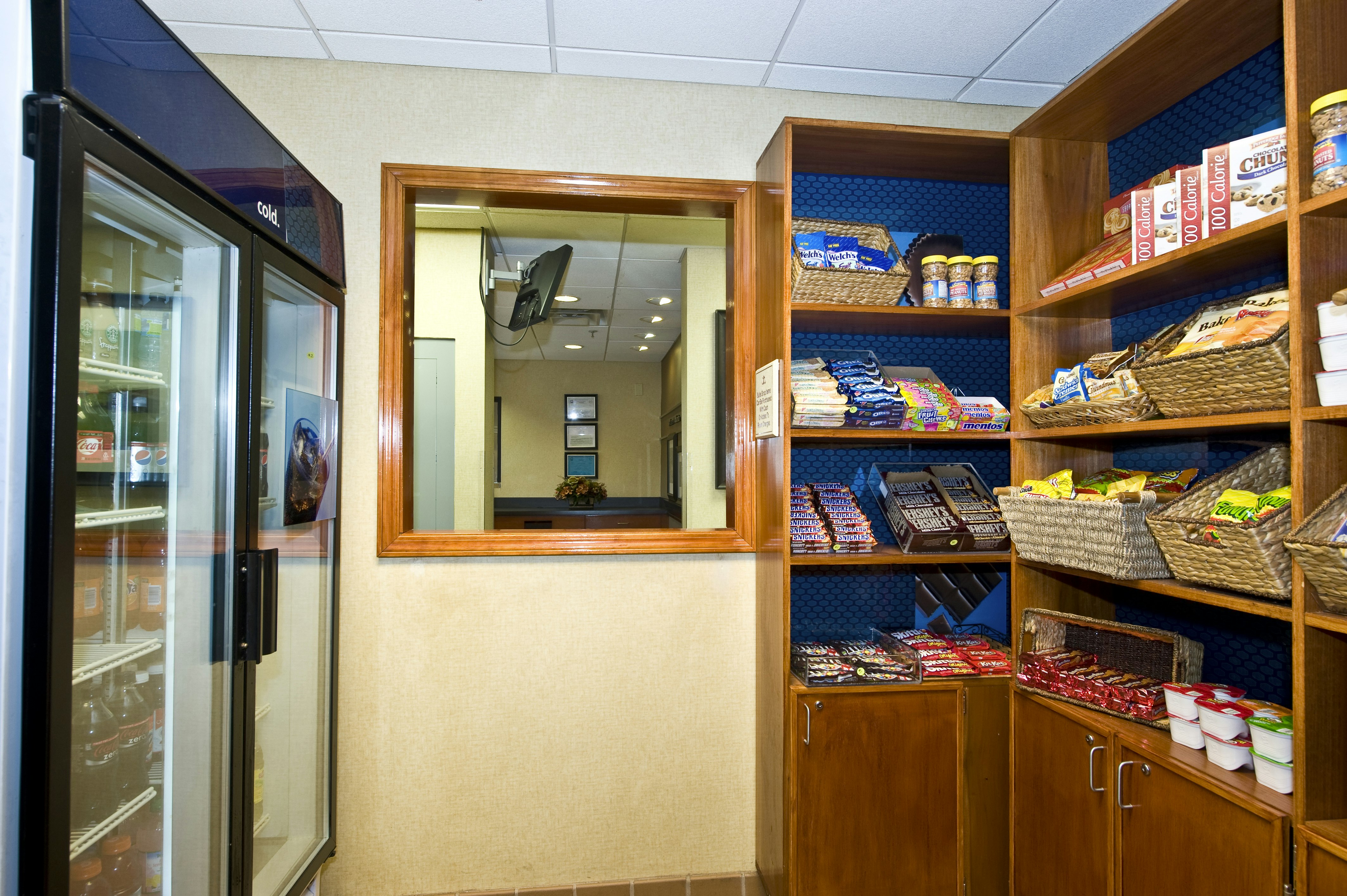 Hampton Inn Suites Atlanta Airport North I85 11/71