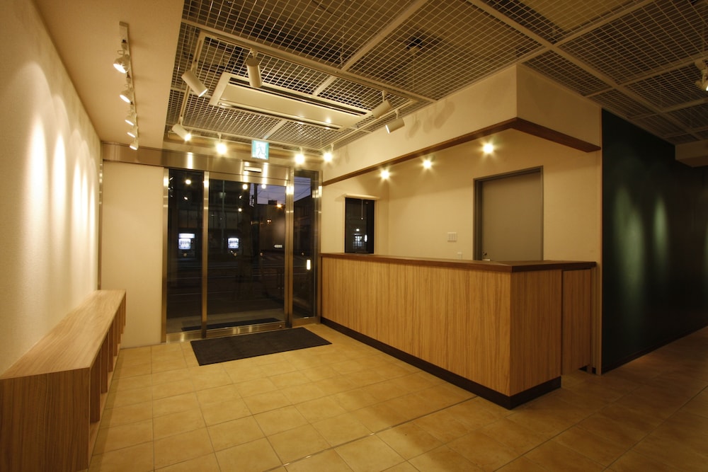 Palace Japan Hotel 7/45