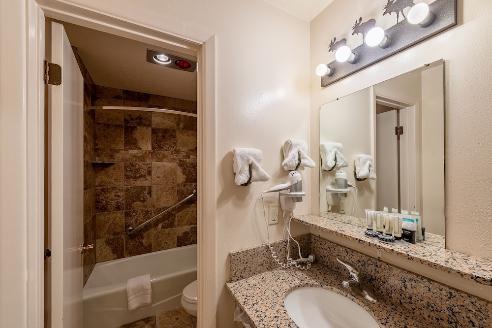 49 Er Inn And Suites 19/68