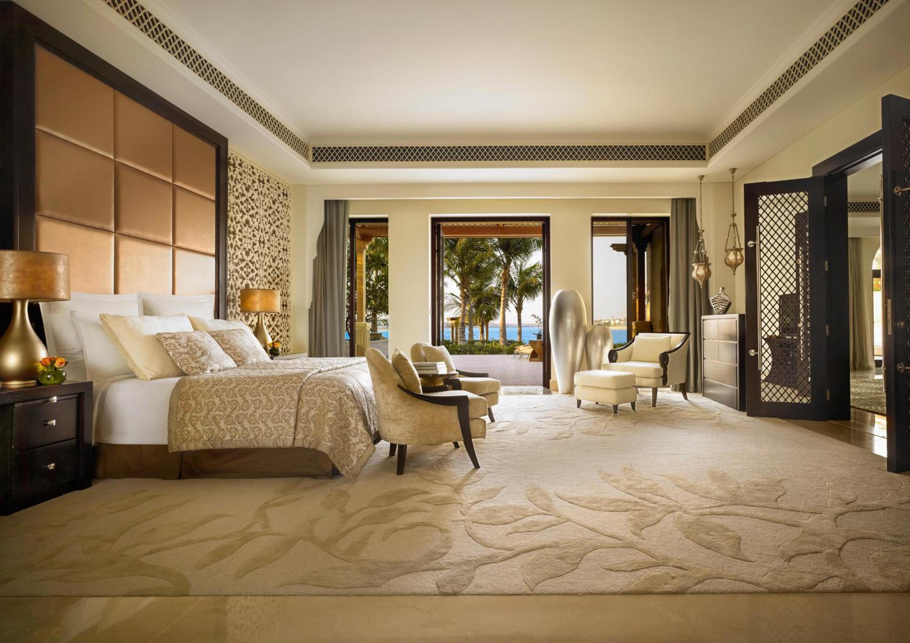 2 Bedrooms, Grand, Palm, Villa