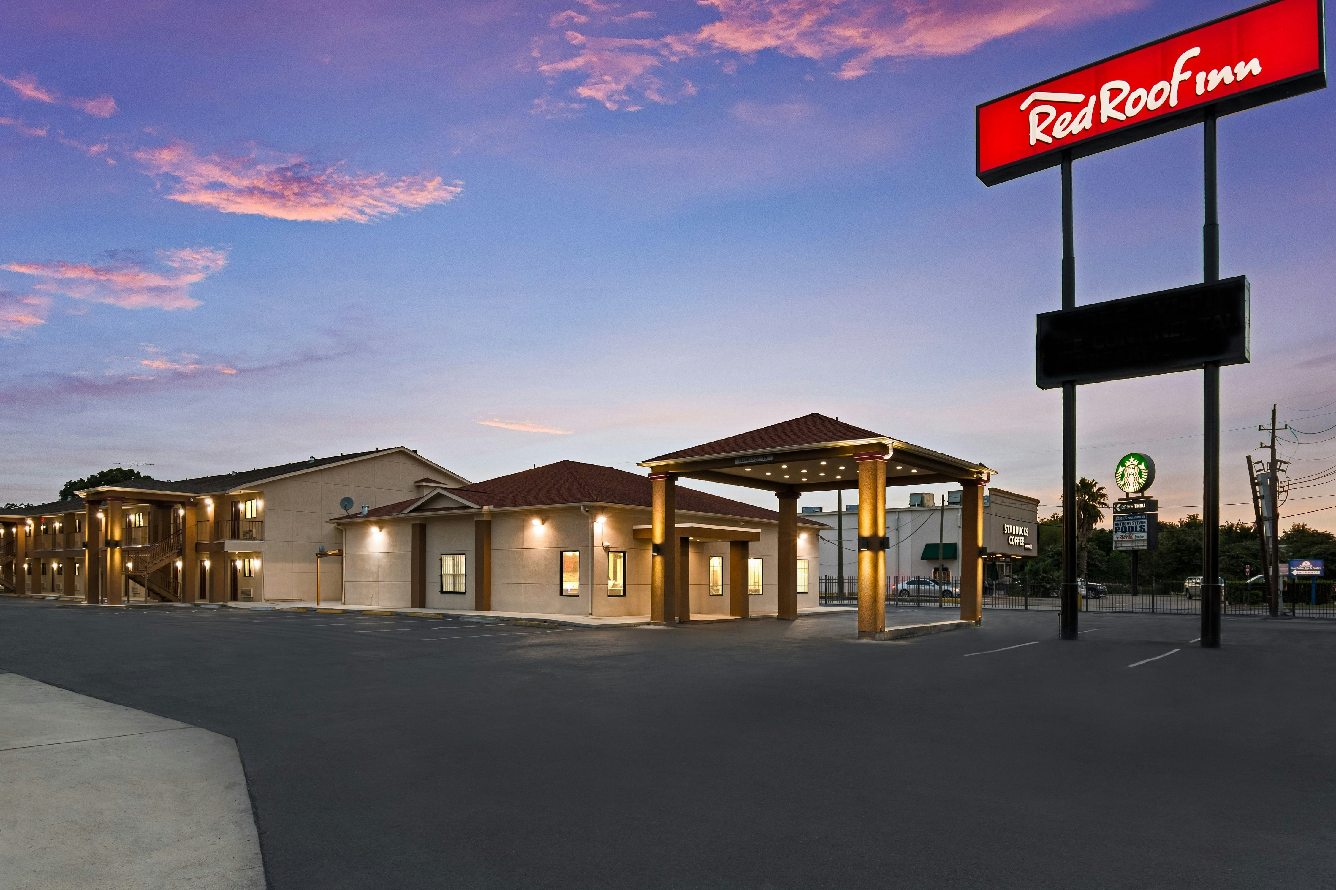 Red Roof Inn Houston Spring North 8/31