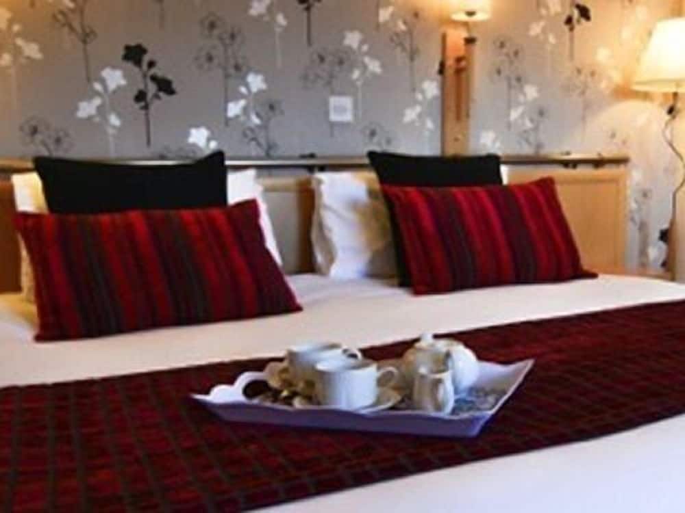 The Holly Hill Inn 16/31