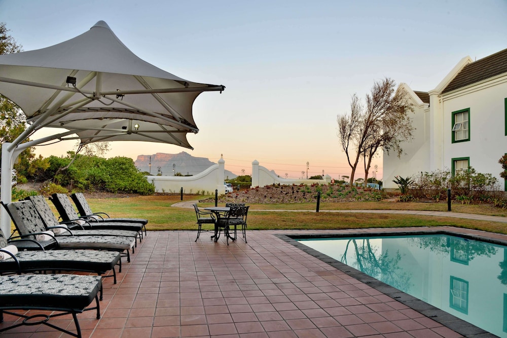 City Lodge Grandwest 7/46
