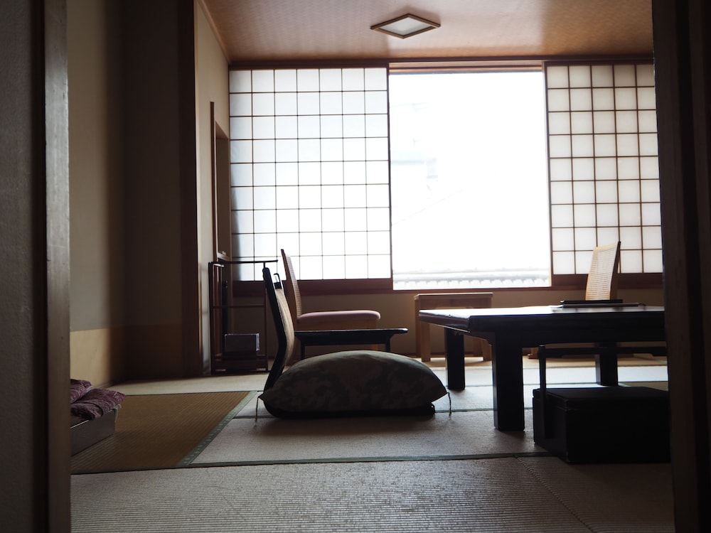 KUSATSU ONSEN OSAKAYA 46/65