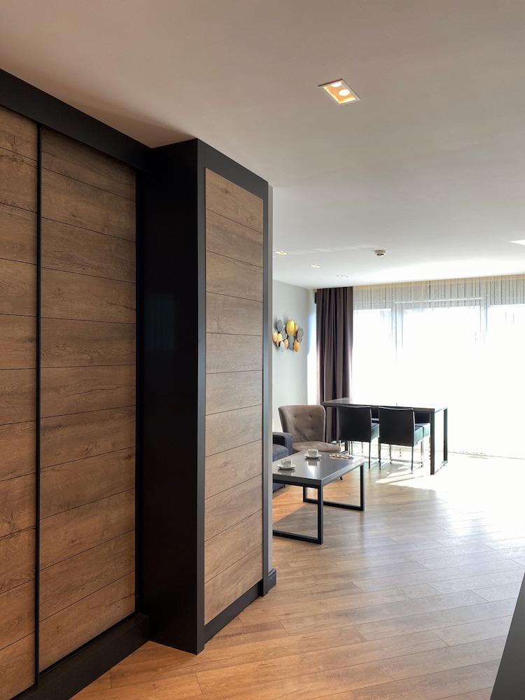 Z-Suites 30/50