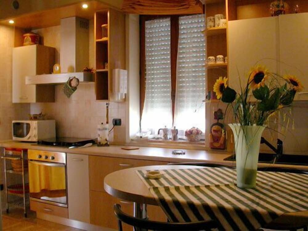 Aurora Bed and Breakfast photo3