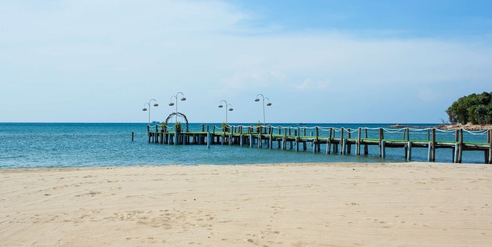 Chez Carole Beach Resort 47/50