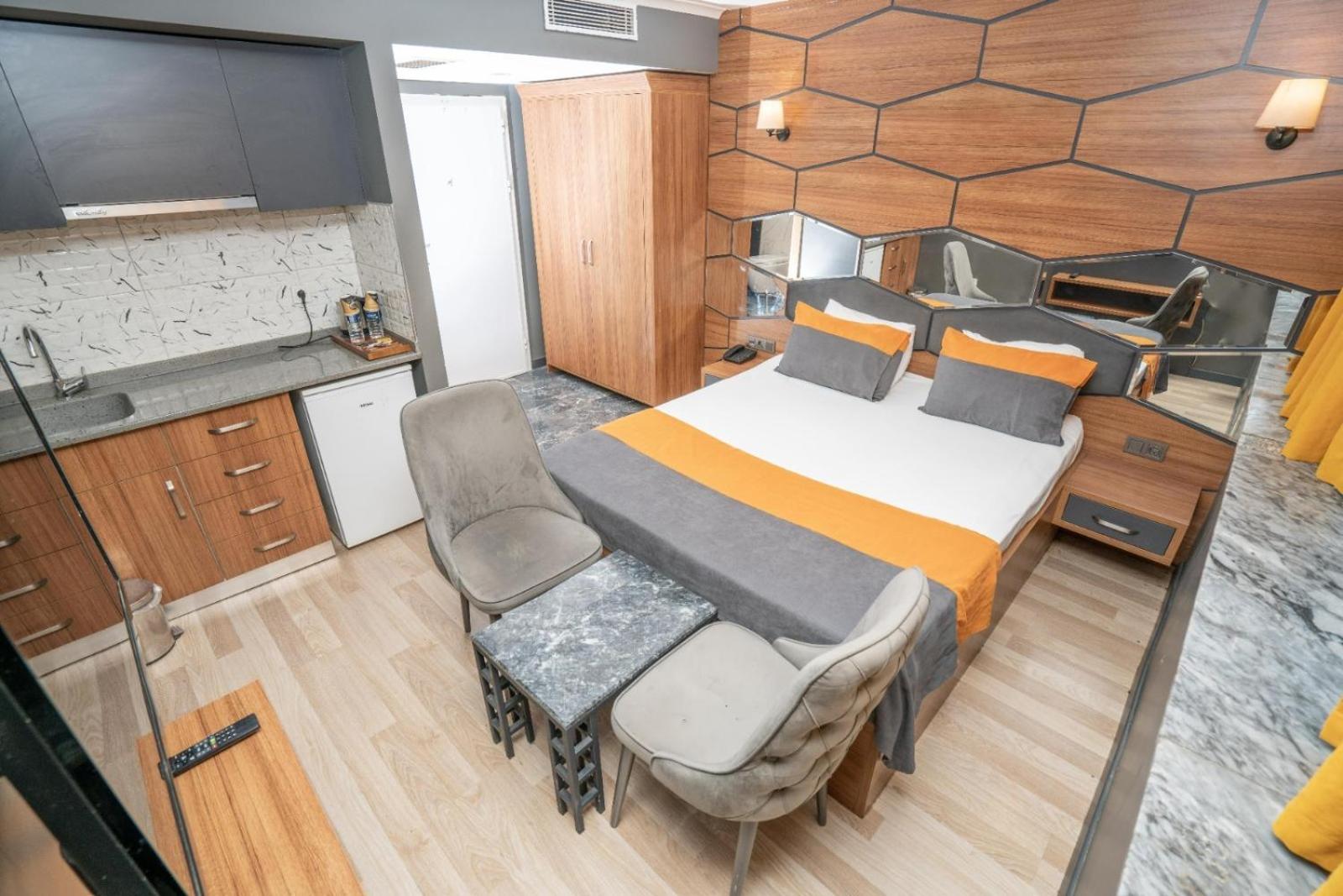 F&B Suite 6/19