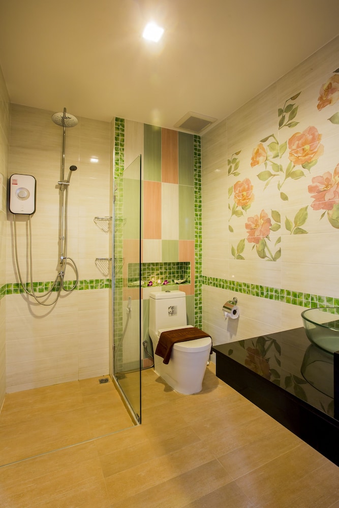 Irawan House 32/48