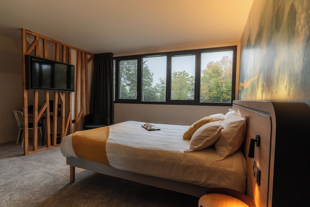 Hotel La Reposee Rest. L'escu De Runfao 6/50