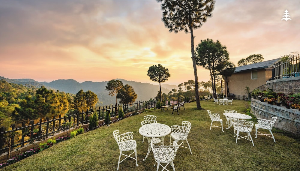 WelcomHeritage Parv Vilas Resort & Spa 45/50