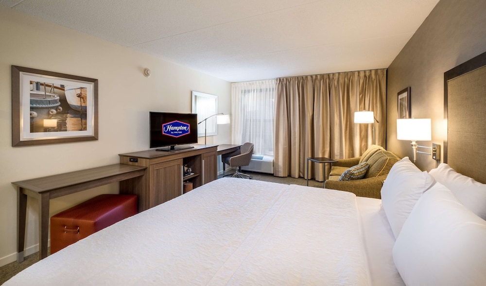 Hampton Inn Waterville 20/55