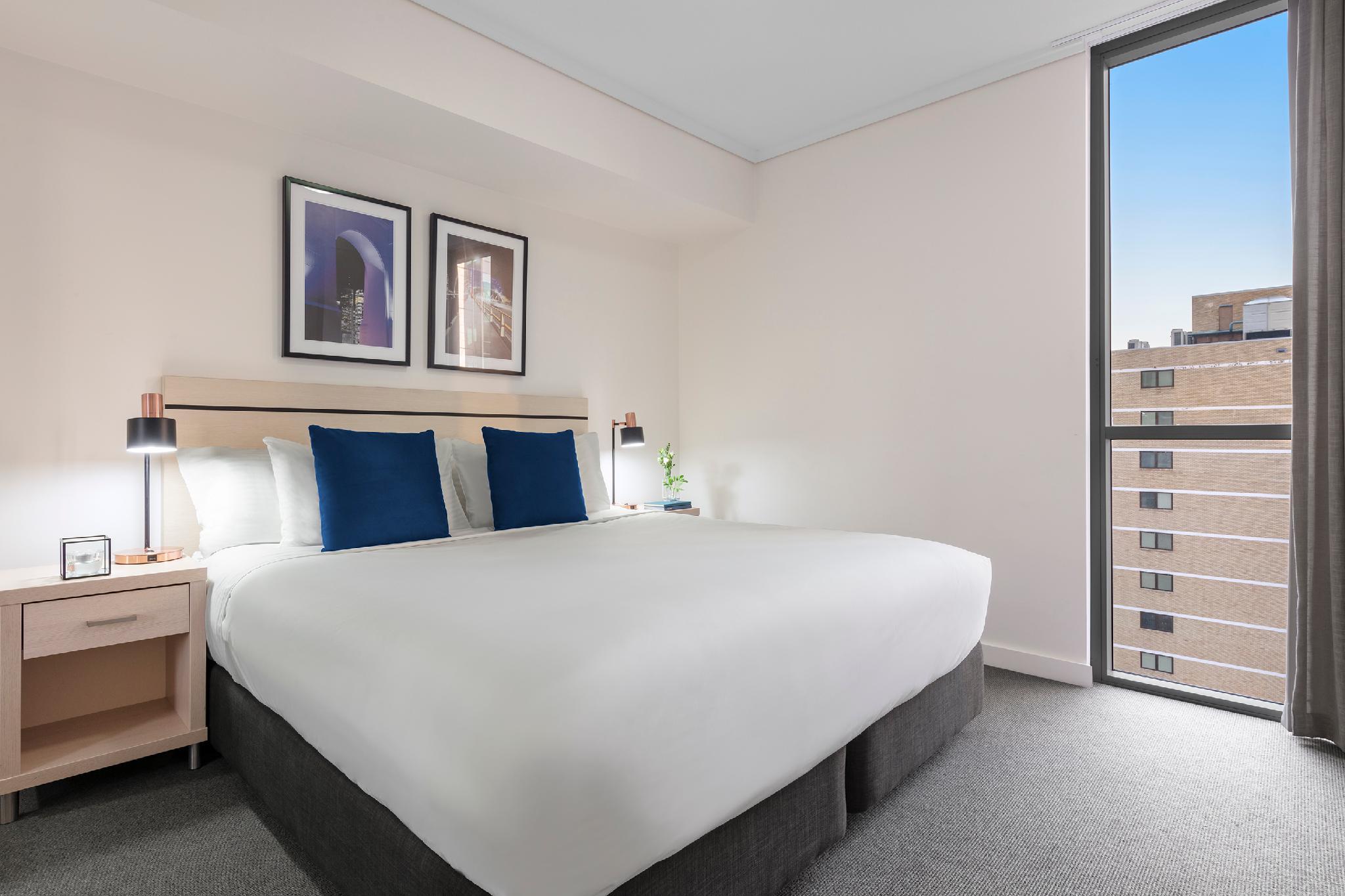 2 Bedrooms