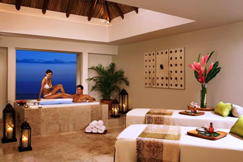 Sunscape Dorado Pacifico Resort And Spa 45/70