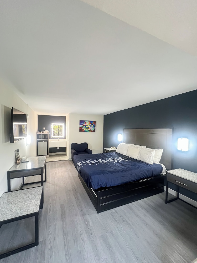 Travel Inn New Castle Airport 23/57