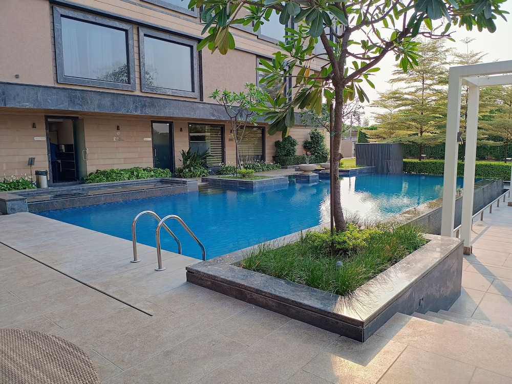 Ramada by Wyndham Varanasi Katesar 24/31