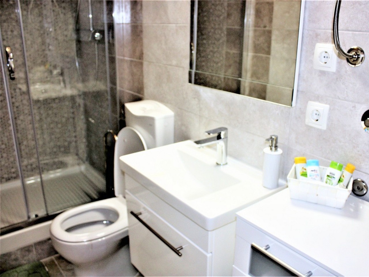 HOTEL APARTMANI SLAVICA 34/38