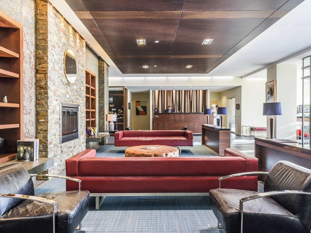 NOVOTEL MONTREAL AIRPORT 30/50