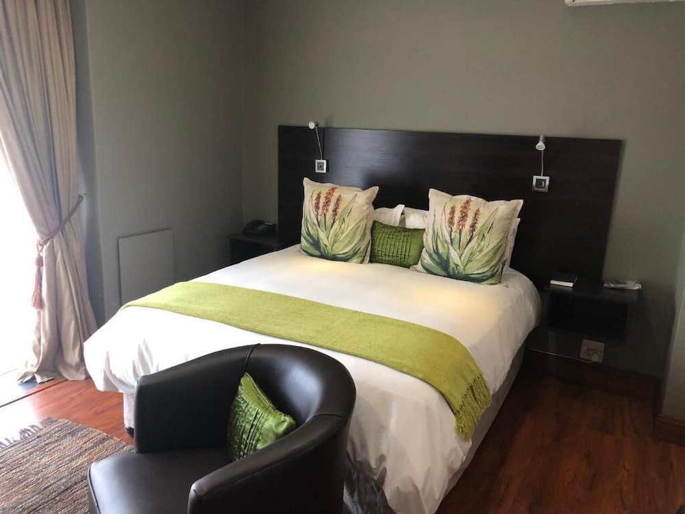 314 on Clark Guest House 30/76