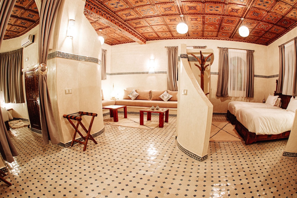 OZ Palace Ouarzazate 11/27