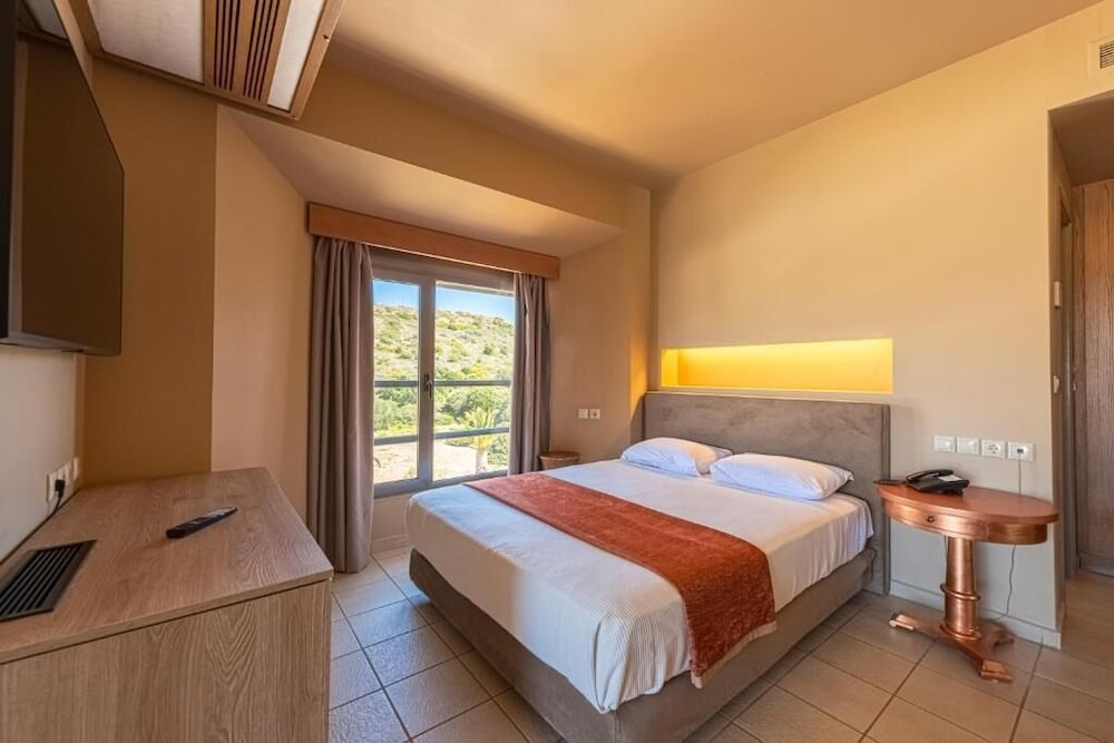 Aegeon Beach Hotel 17/50