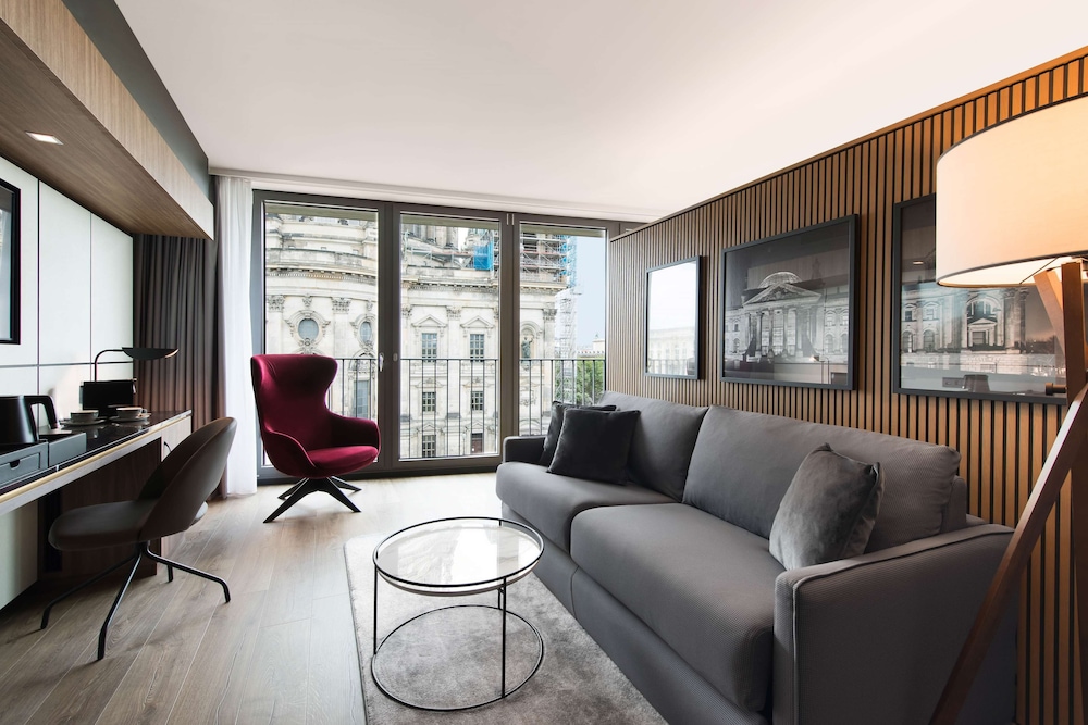 Radisson Collection Hotel, Berlin 48/68