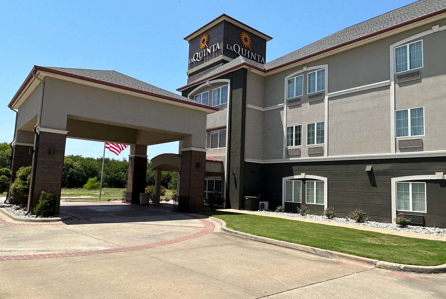 La Quinta Inn Suites By Wyndham Sulphur Springs 46/47