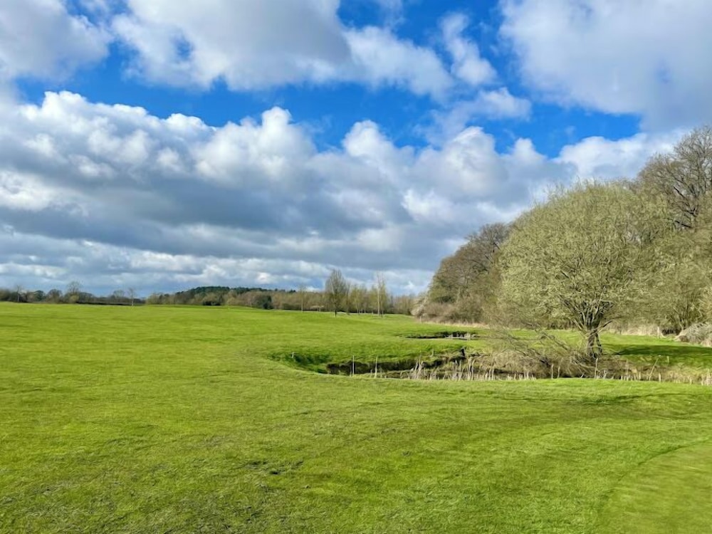 Silverstone Golf Club & Hotel 34/43