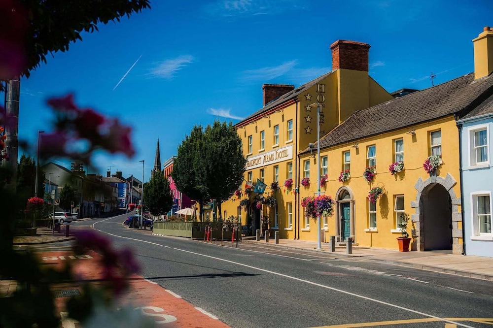 Headfort Arms Hotel 5/50