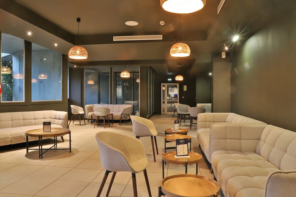 SOWELL HOTELS Ardeche 28/50