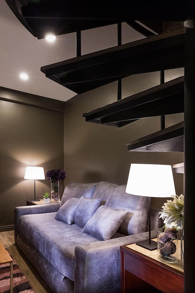 Ratchada Point Hotel 46/57