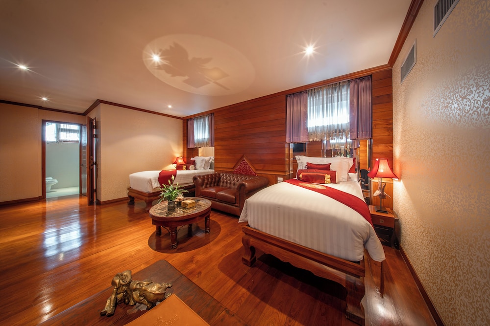 2 Bedrooms, Grand, Residence, Suite, Twin Beds, King Bed, Sofa، Kodchasri Thani Hotel Chiangmai 3/9
