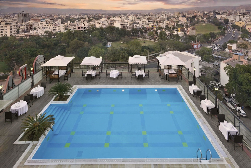 Ramada by Wyndham Jaipur 20/46