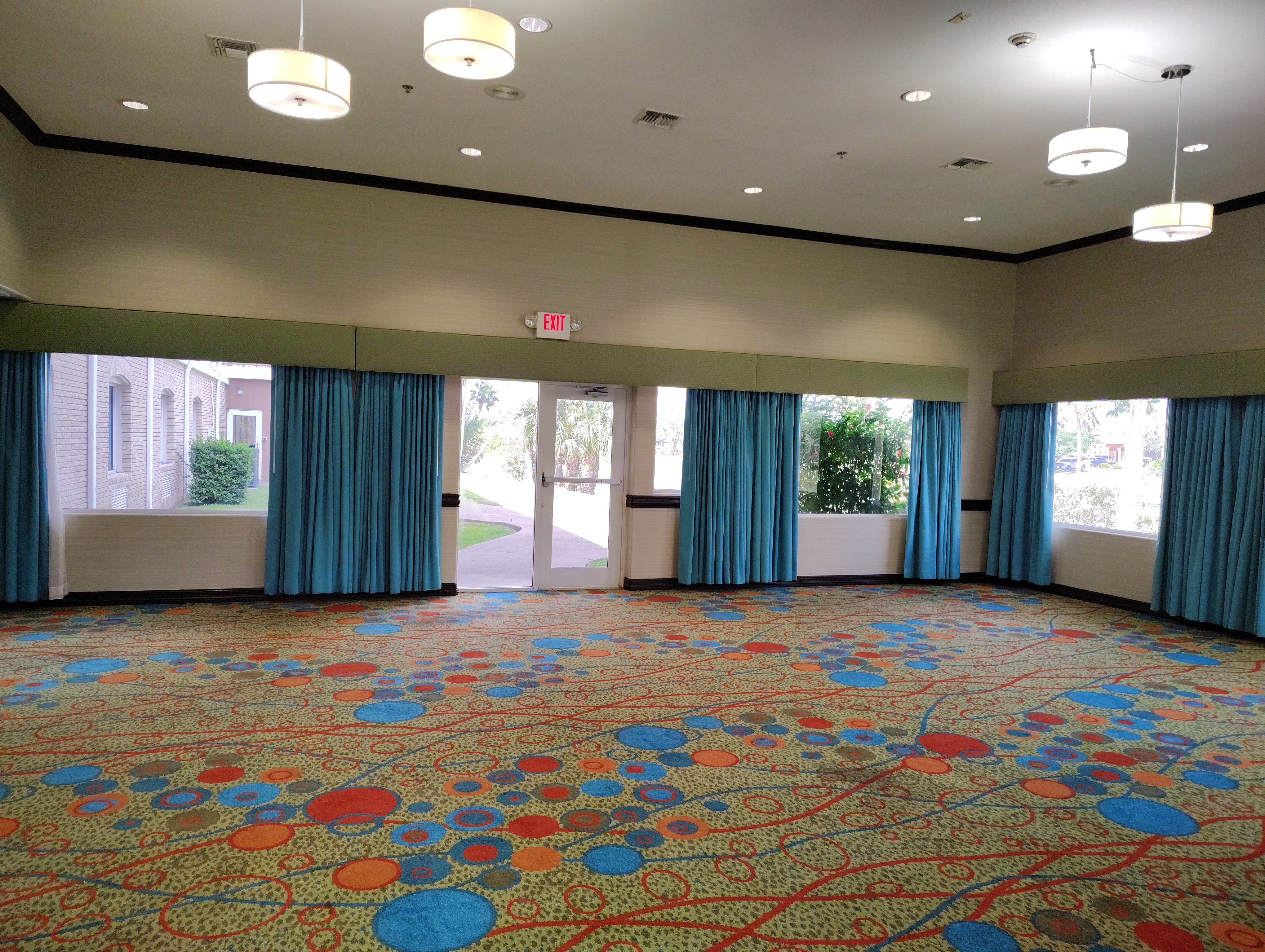 Holiday Inn Express Hotel Suites Brownsville 50/62